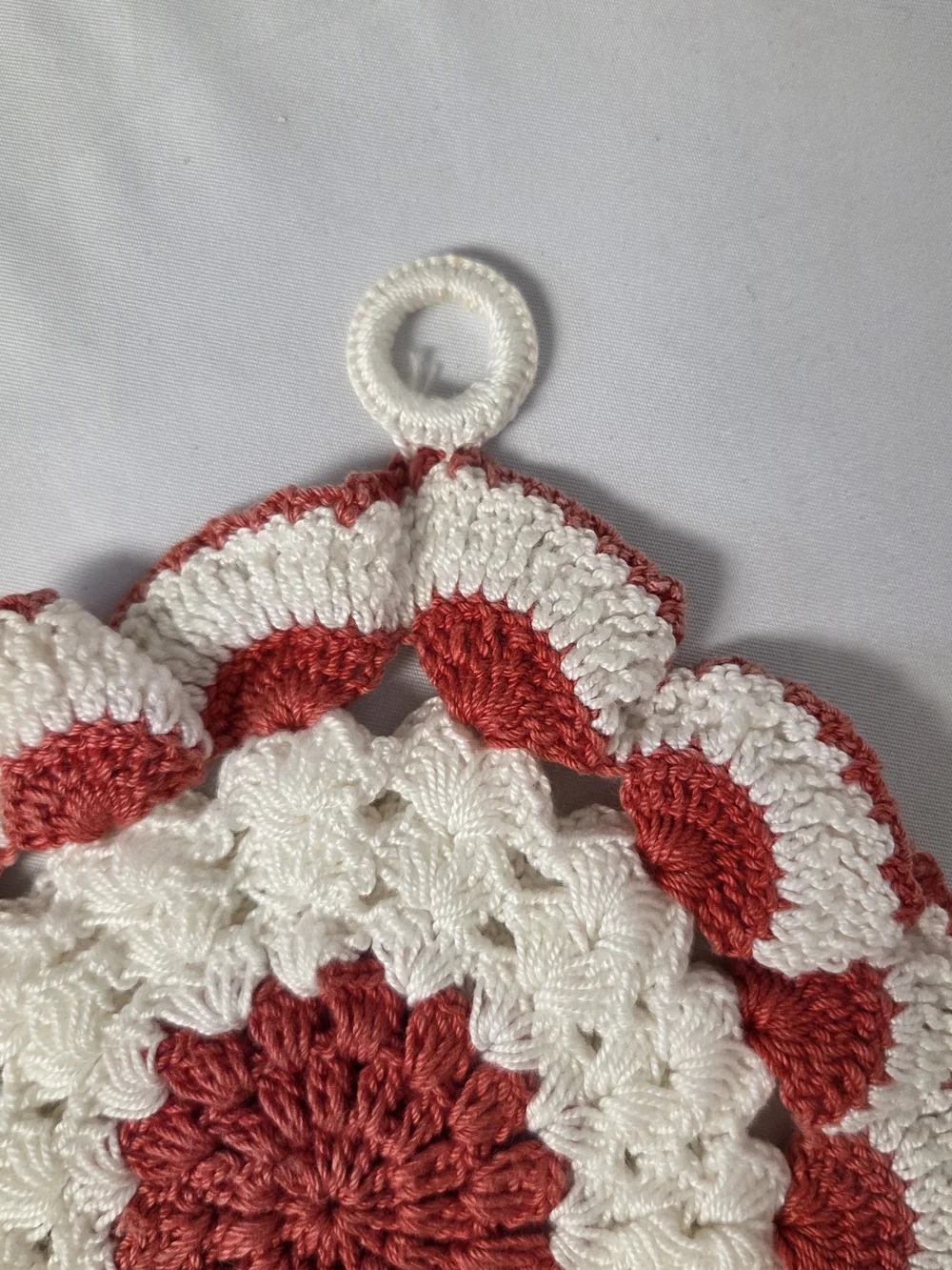 Beautiful Collectible Handmade Crocheted Potholder Red Cream 5